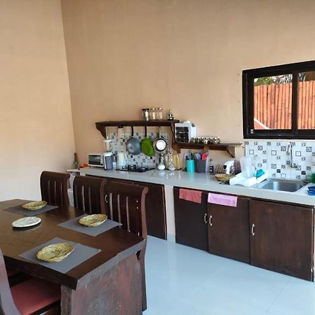 The Jade Garden - Your Home In Gili Air New House! Экстерьер фото